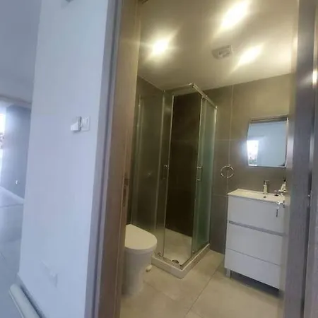 Luxury 2 Bedroom لارنكا
